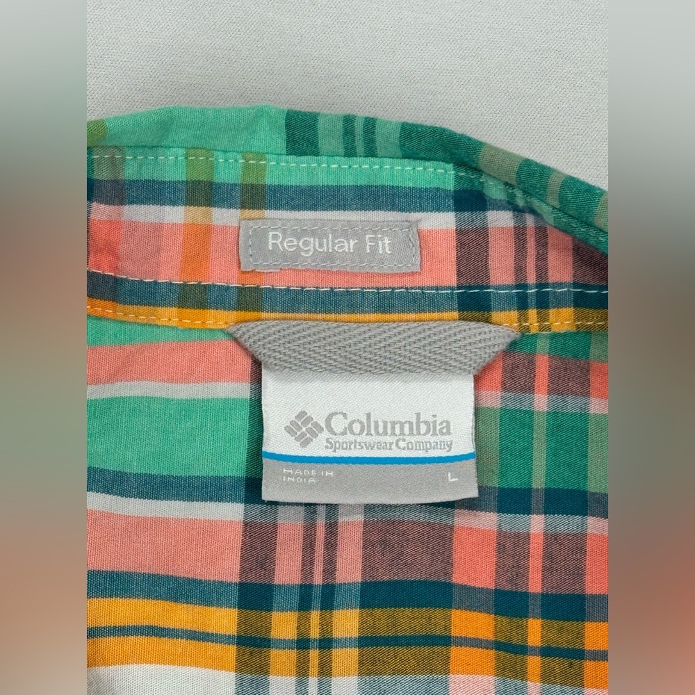 2 Columbia Rapid Rivers Multicolor Plaid Button-Down Shirts Large Regular Fit - Picture 4 of 9